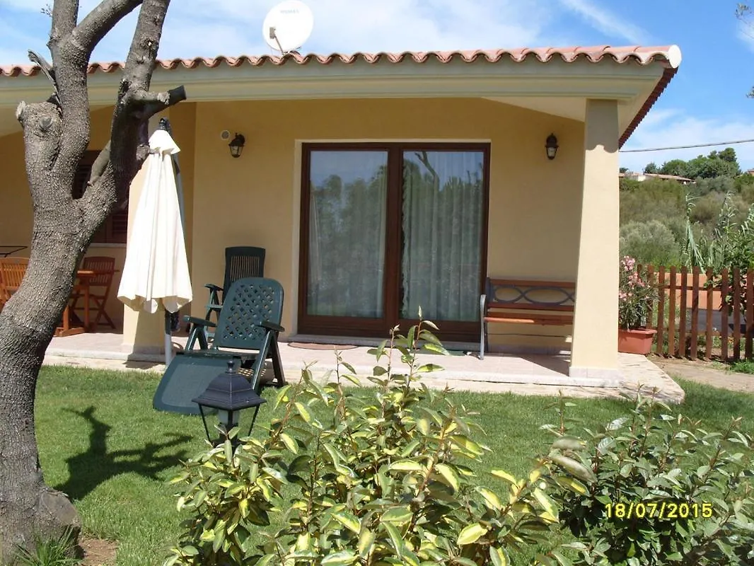 Casadelfaro Con Giardino A Pittulongu 600Metri Dalla Spiaggia Όλμπια