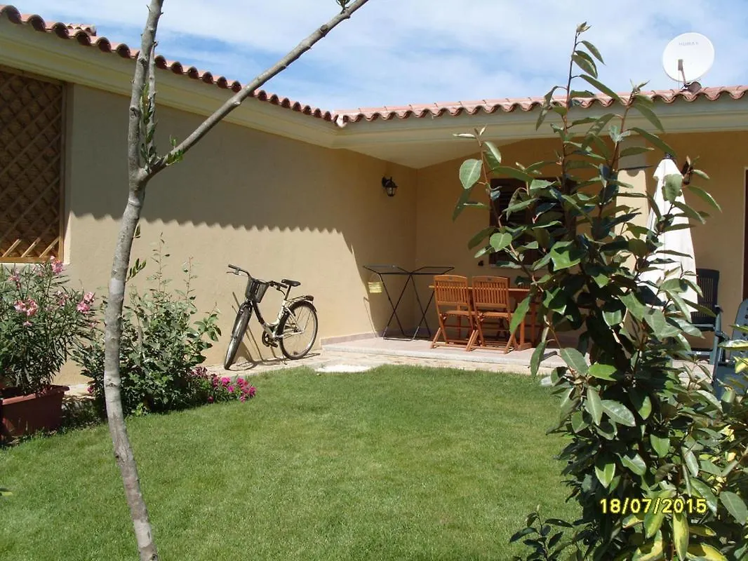 Σπίτι διακοπών Casadelfaro Con Giardino A Pittulongu 600Metri Dalla Spiaggia Όλμπια