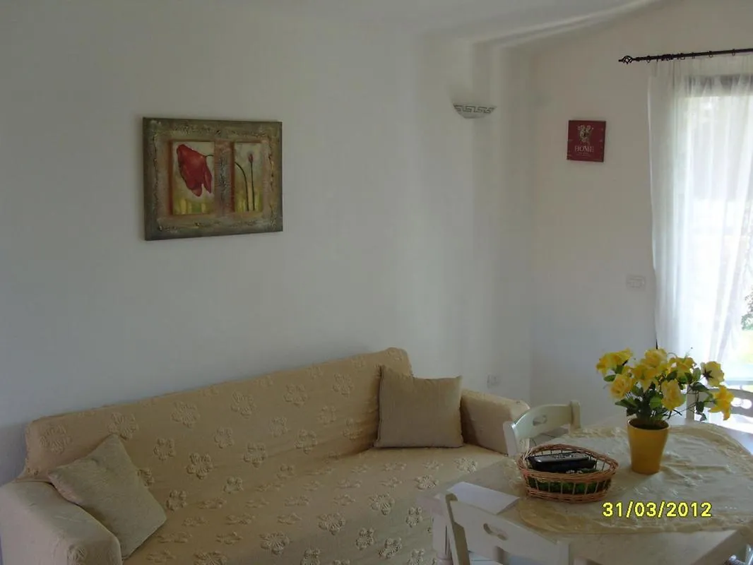 度假居 Casadelfaro Con Giardino A Pittulongu 600Metri Dalla Spiaggia 奧爾比亞